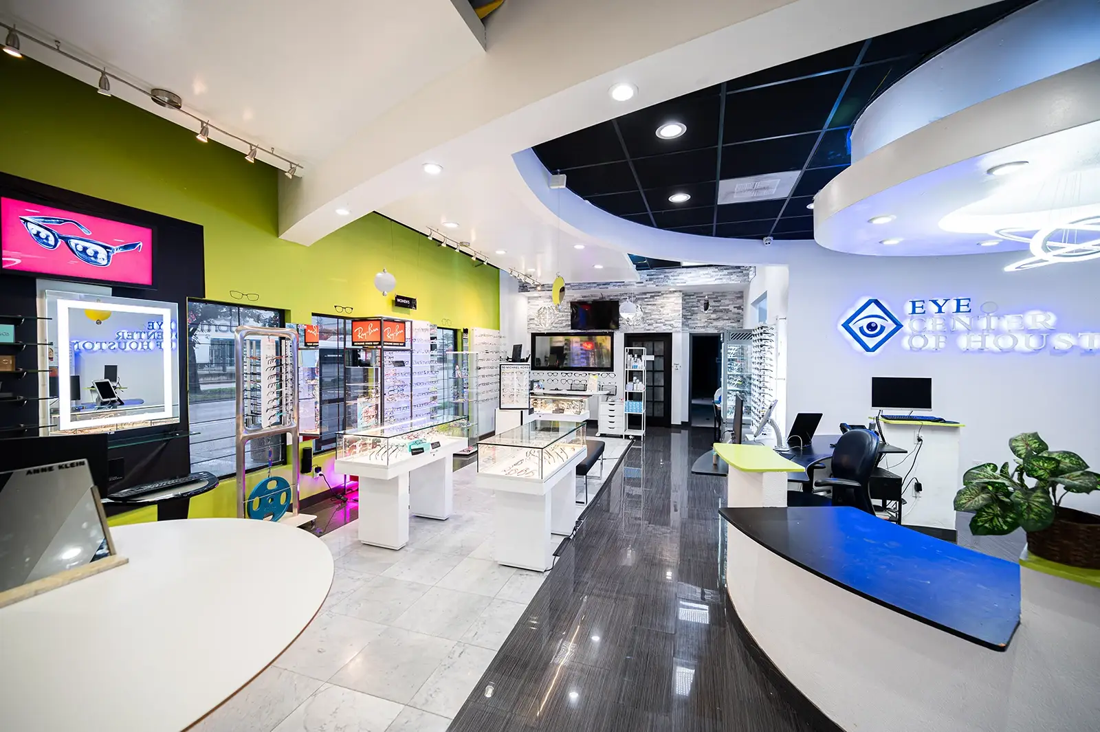 Interior of Eye center of Houston. 10101 Bissonnet Street