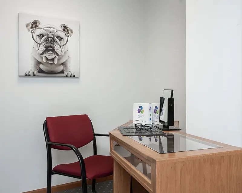 Waiting room Advanced Eyecare & Contact Lens Center, St. Charles