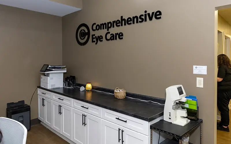 Reception desk at Comprehensive EyeCare in Springfield