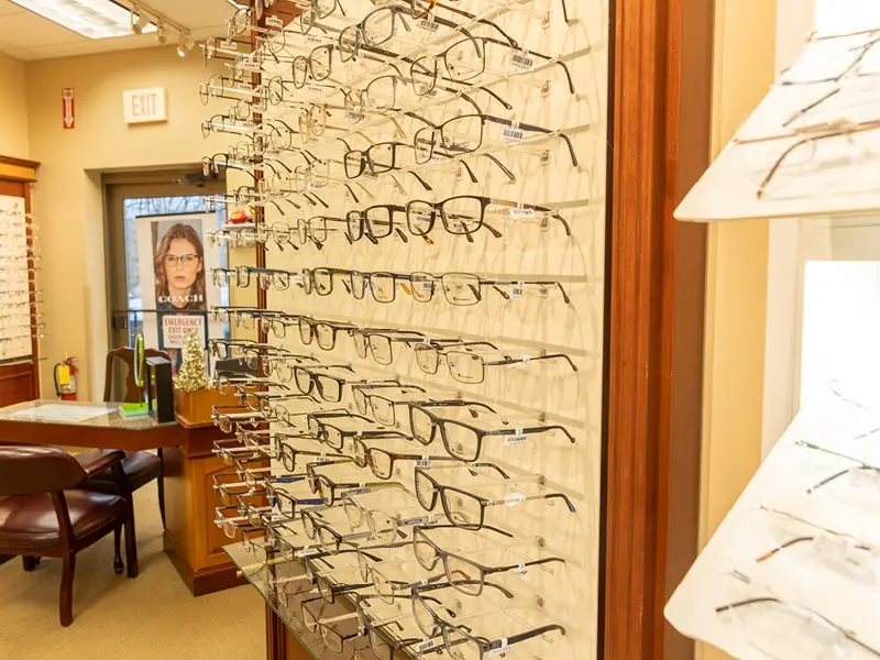 Frame displays inside Roberts Eyecare