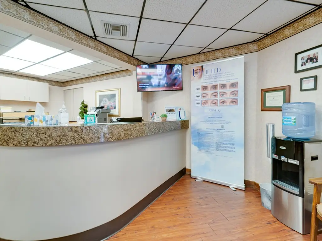Welcome desk inside Orlando Eyecare