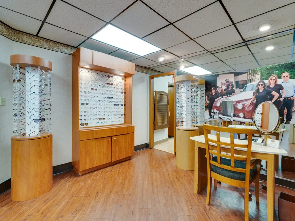 Frame displays in Orlando Eyecare