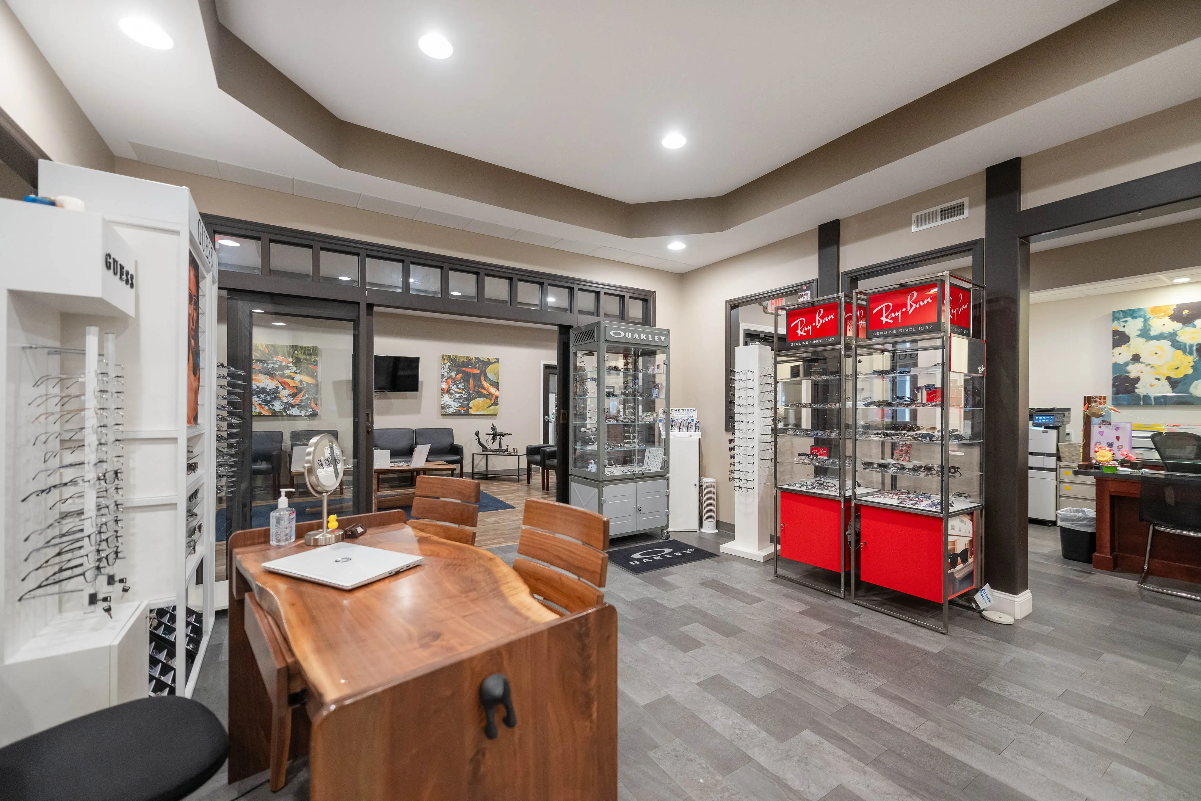 Frame displays inside Owens Optometrics
