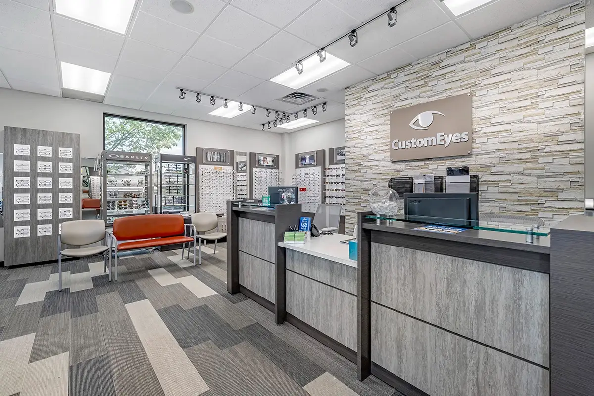 Welcome desk inside CustomEyes