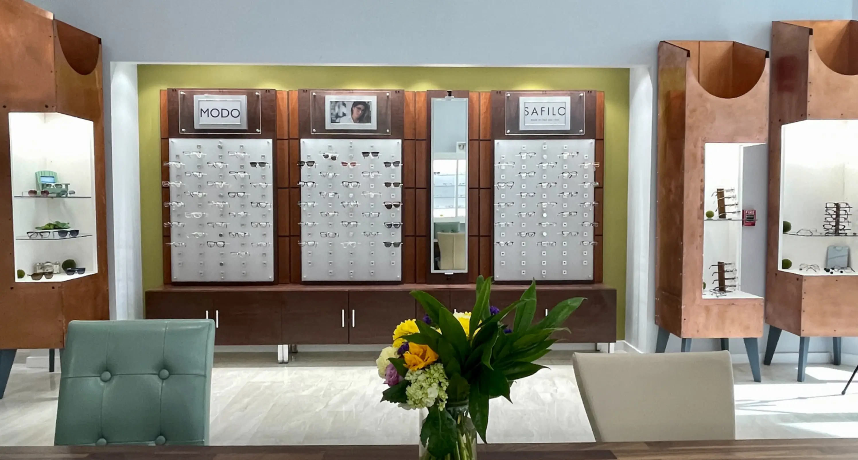Frame displays