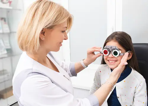 Memorial Eye Center - Doctor and child