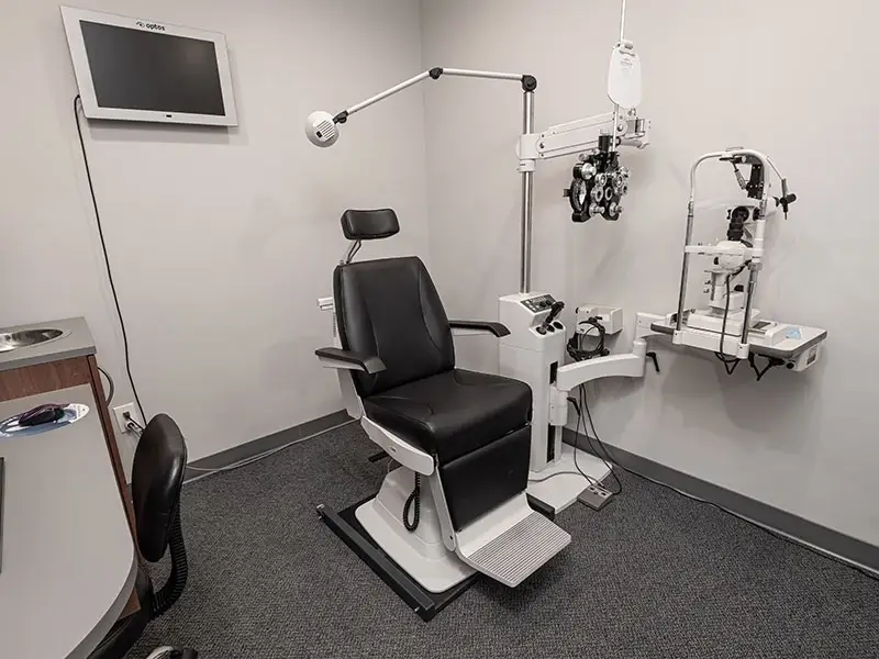 Memorial Eye Center - Oak Forest - Exam Room