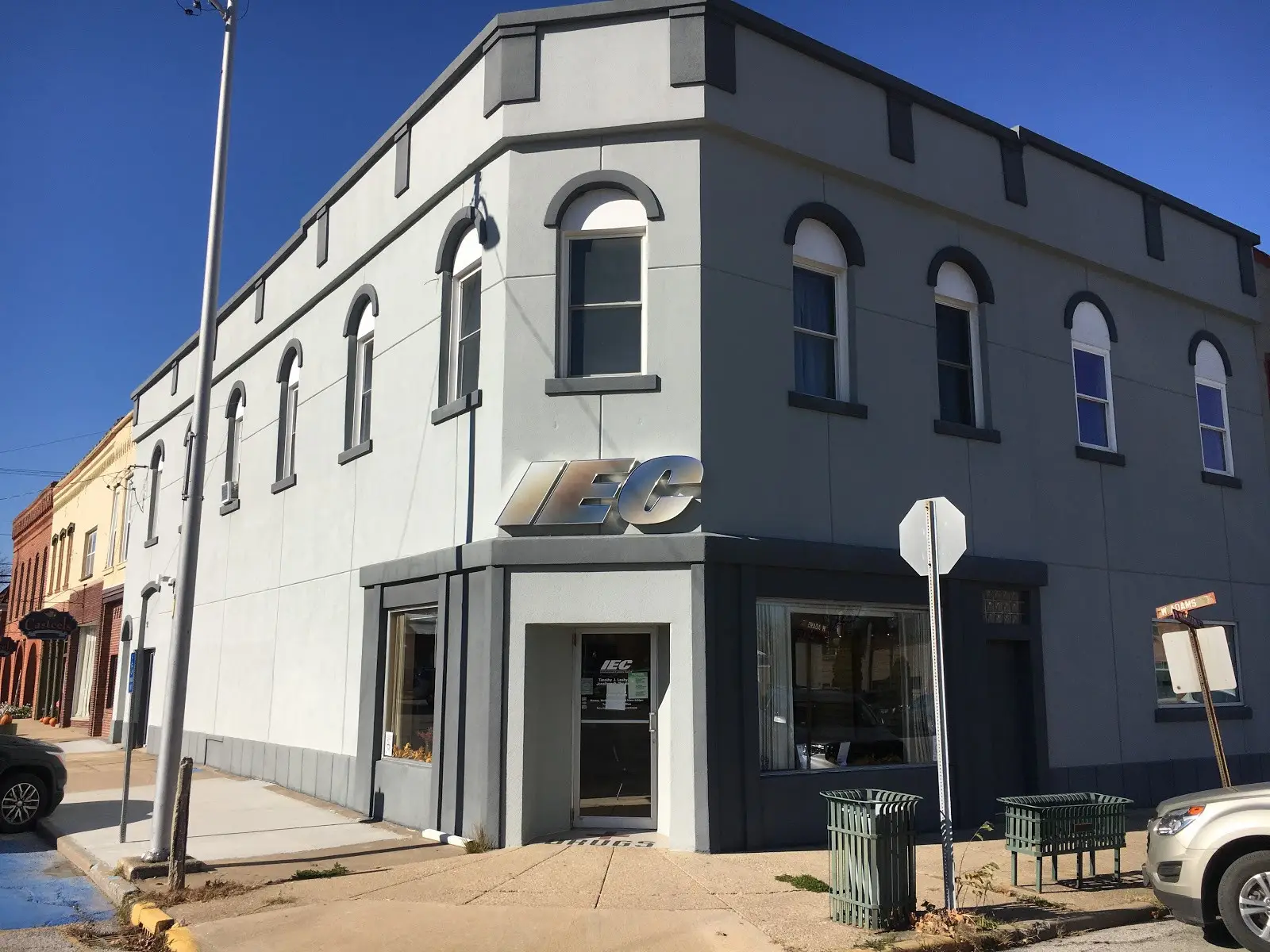 201 North Madison Street