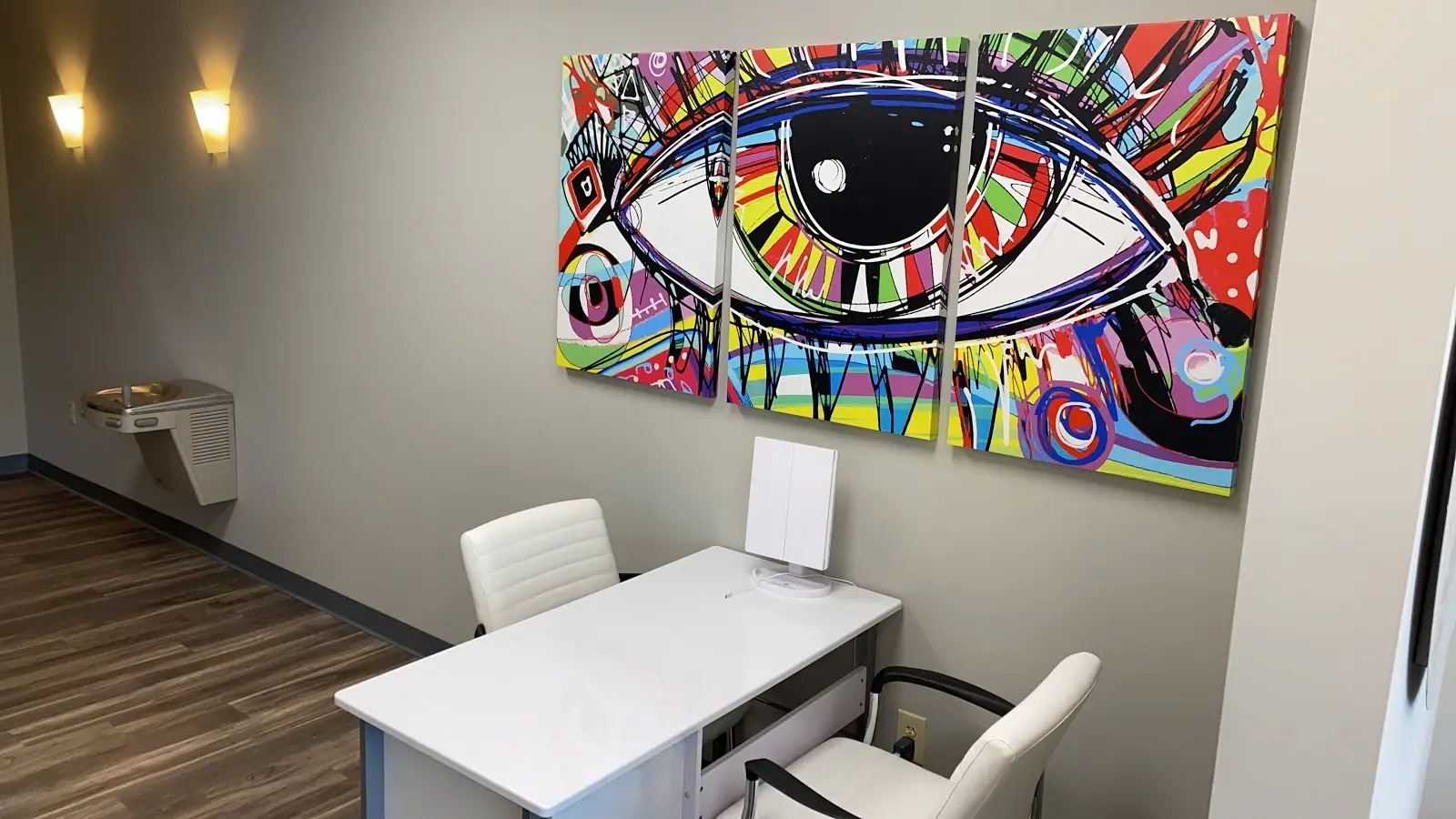 Seating area Shawnee Optical Springfield.