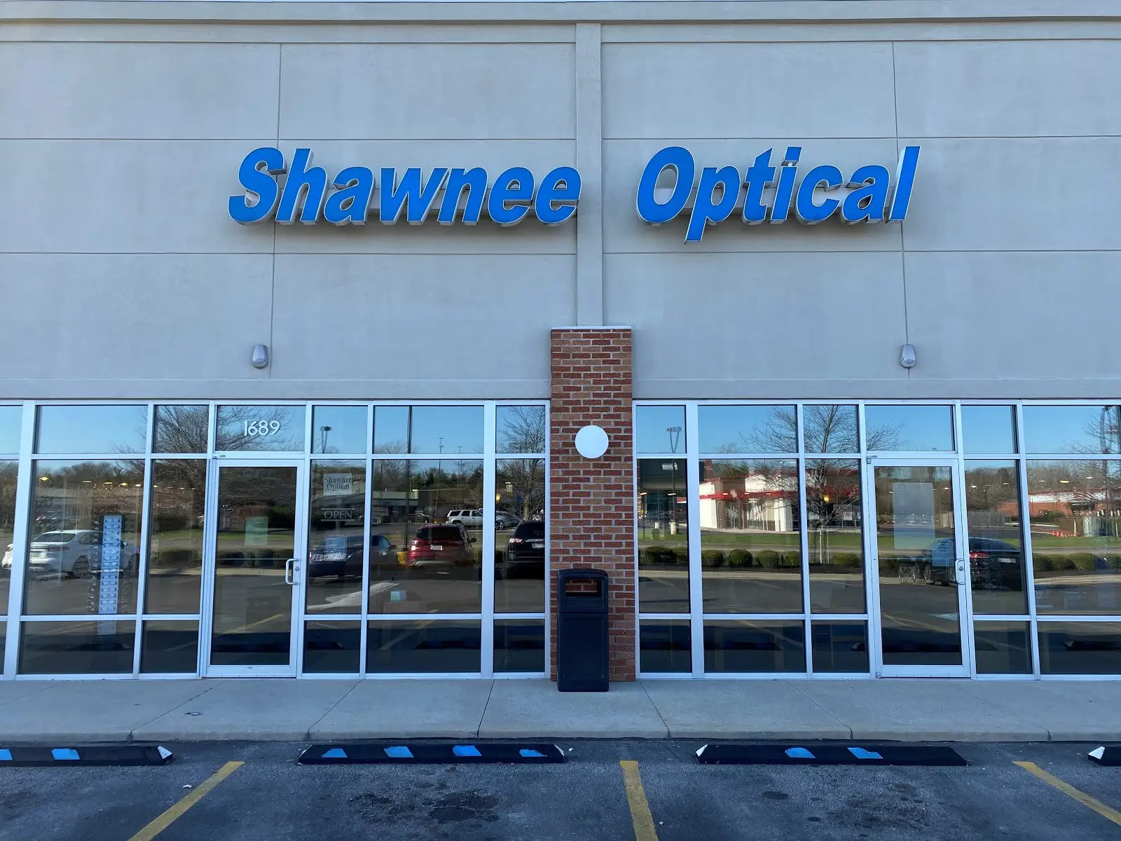 Exterior of Shawnee Optical Springfield.
