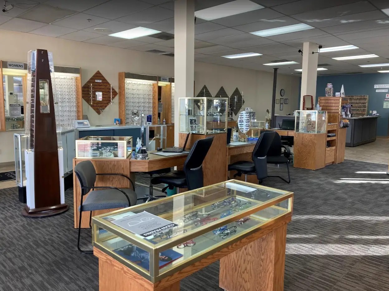 Optical dispensary at Alvernon Optical Campbell