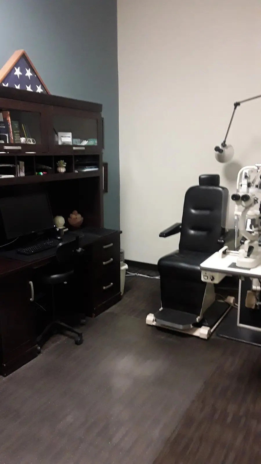 Exam room with medical equipment at Tanque Verde Alvernon Optical.