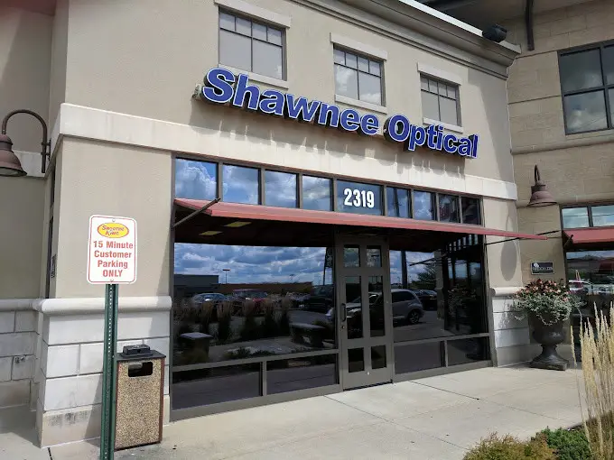 Exterior view of the Shawnee Optical in Dayton