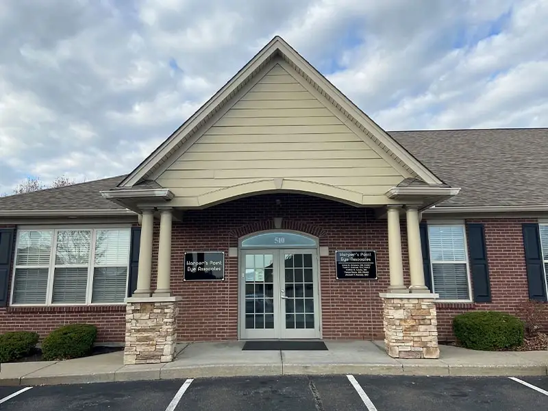 Exterior view of Harpers Point optometrist's office.