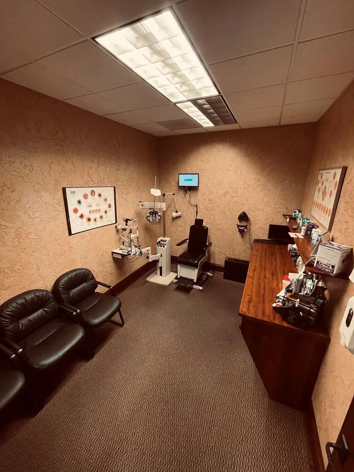ABBA Eye Care exam room