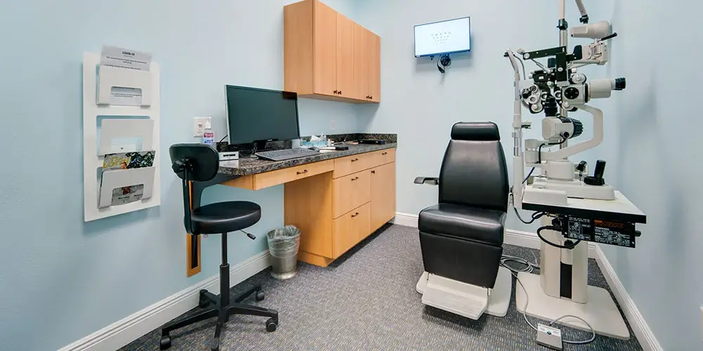 Exam room at Macali Eye Clinic.