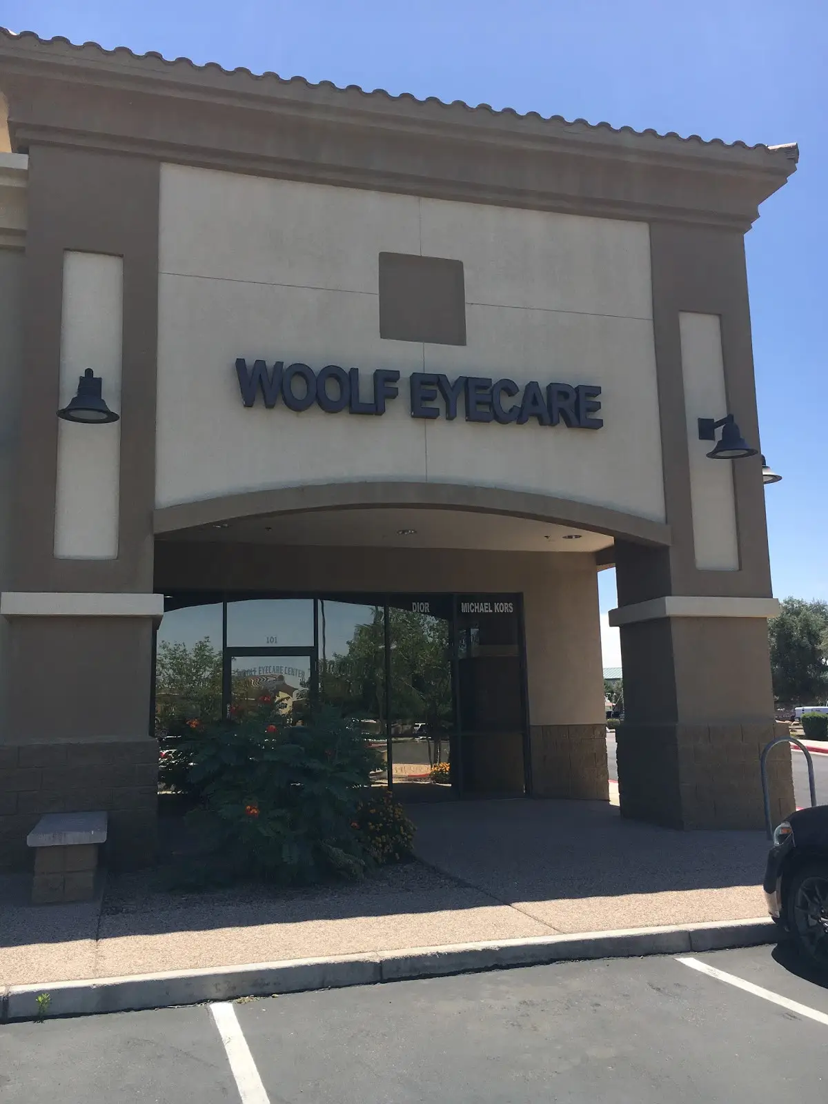 Picture of the Woolf Eye Care office building