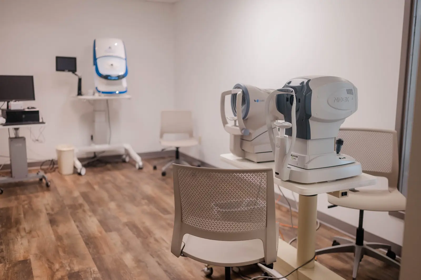 Exam room at ECS Illinois Quincy