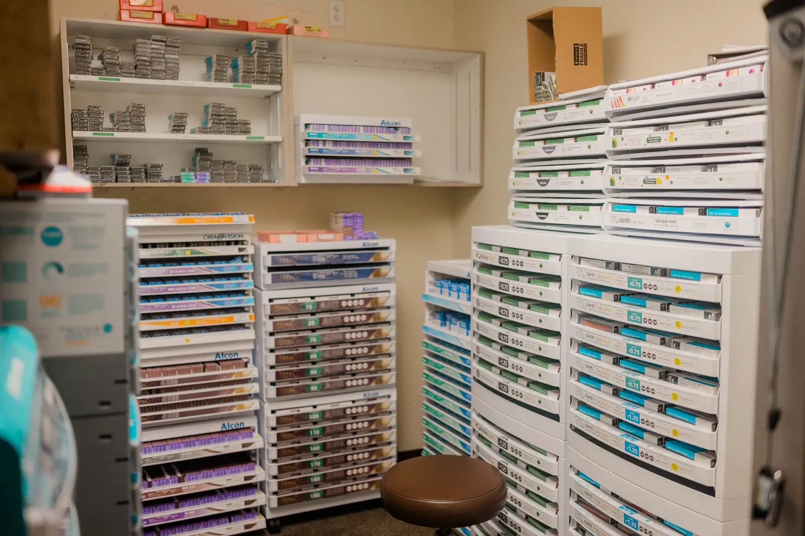 Contact Lense room at ECS Illinois Quincy