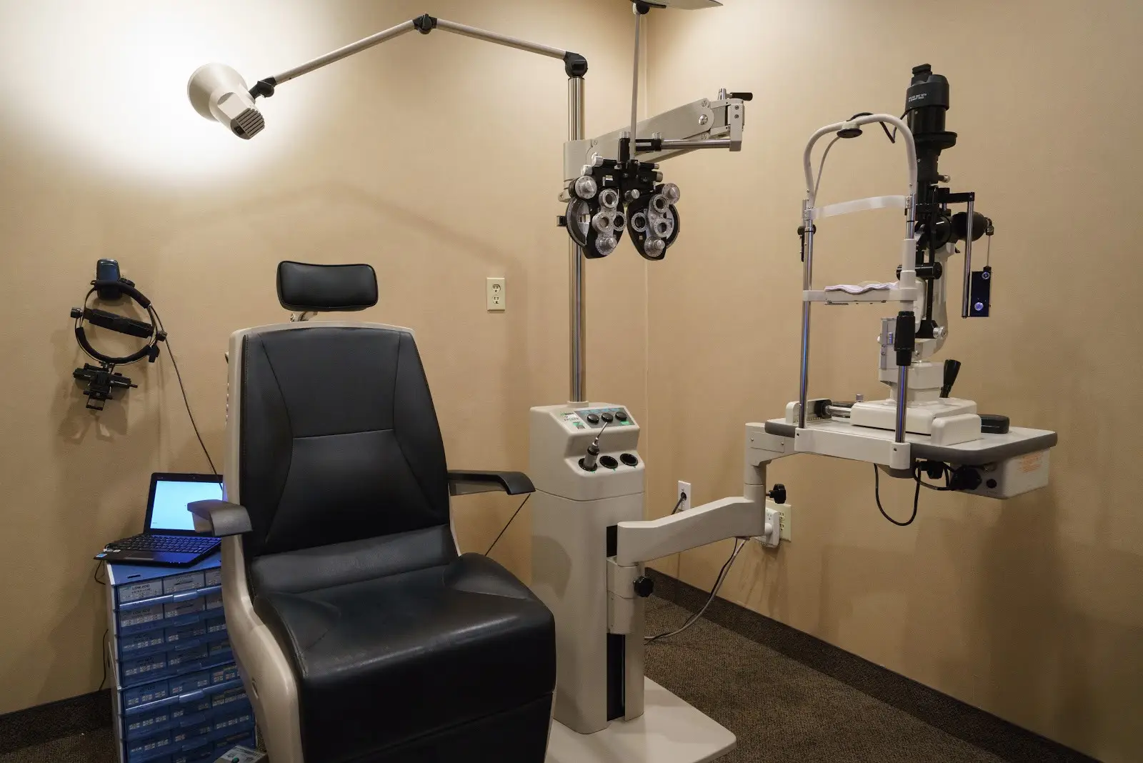 Eagan Eye Clinic eye exam room 3930 Cedar Grove Parkway.