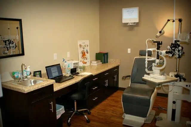 Anderson Eye Care eye exam.