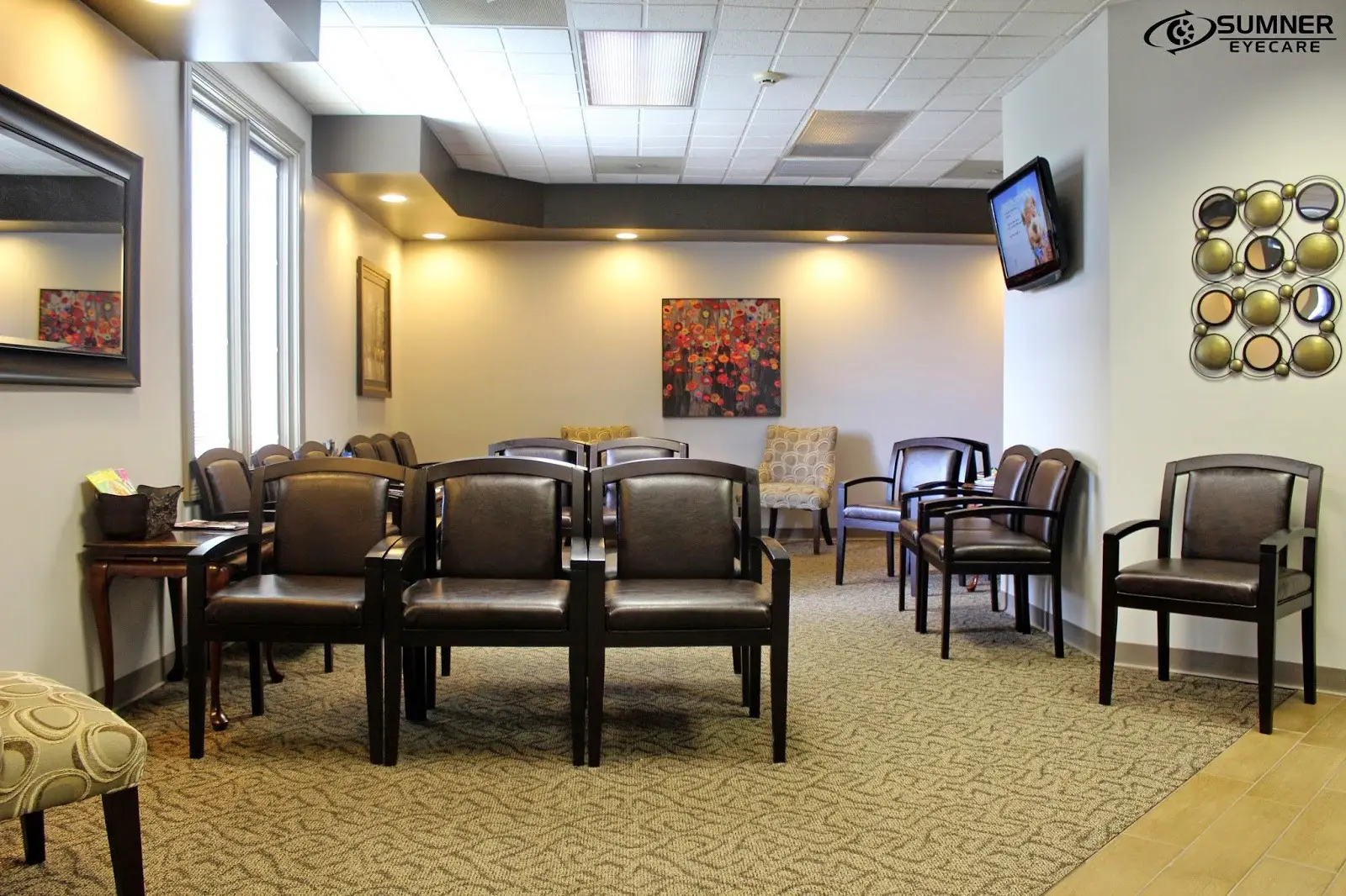 Sumner Eyecare - Gallatin waiting room.