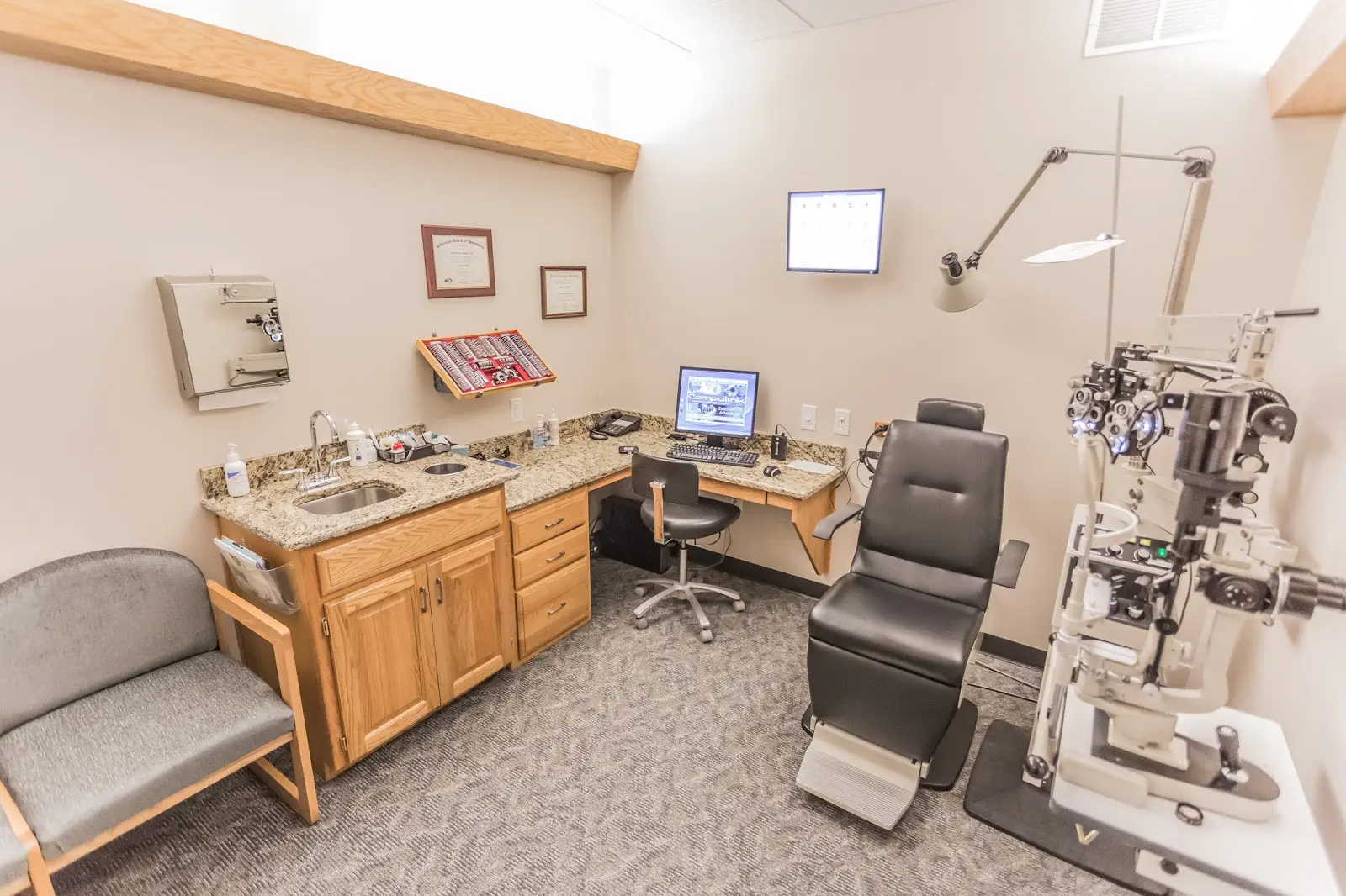 Blue Springs Optical Exam Room
