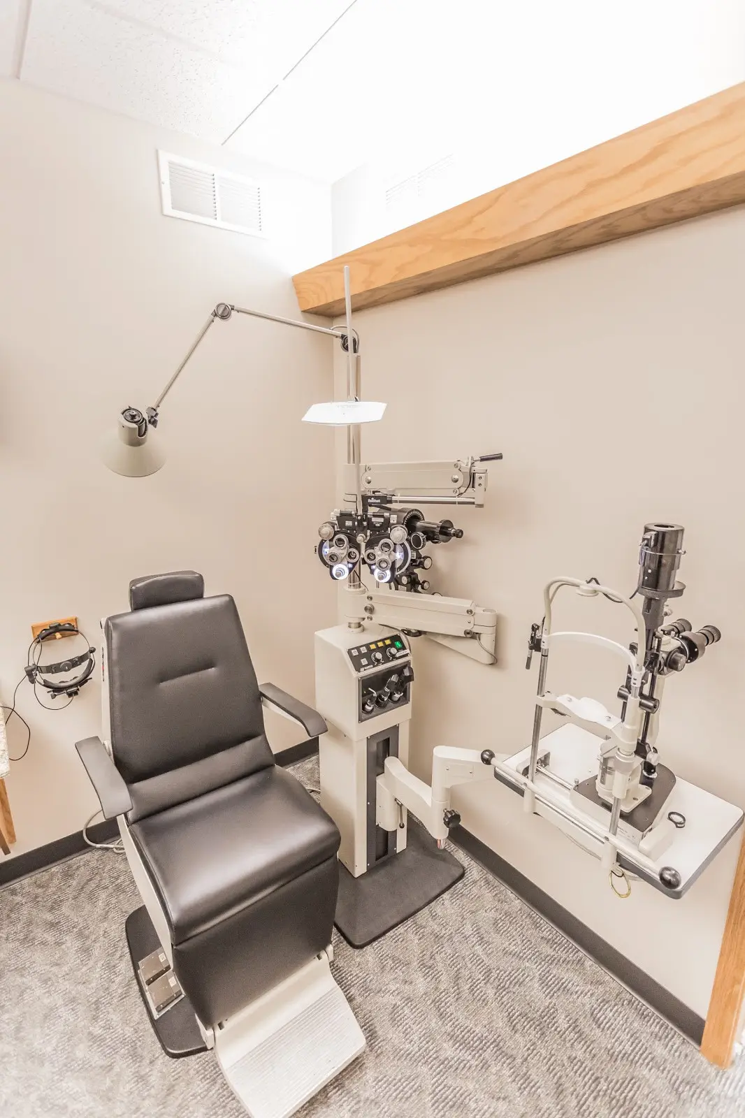 Blue Springs Optical Exam Chair