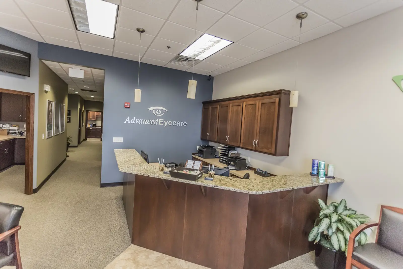 Advanced Eyecare South Front Desk