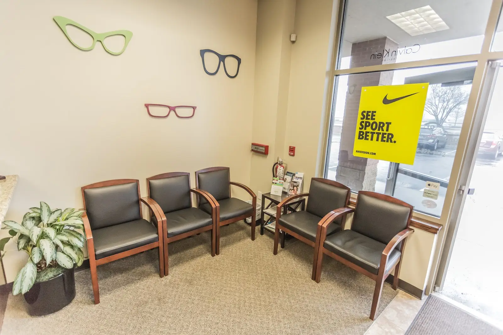 Advanced Eyecare South Waiting Room