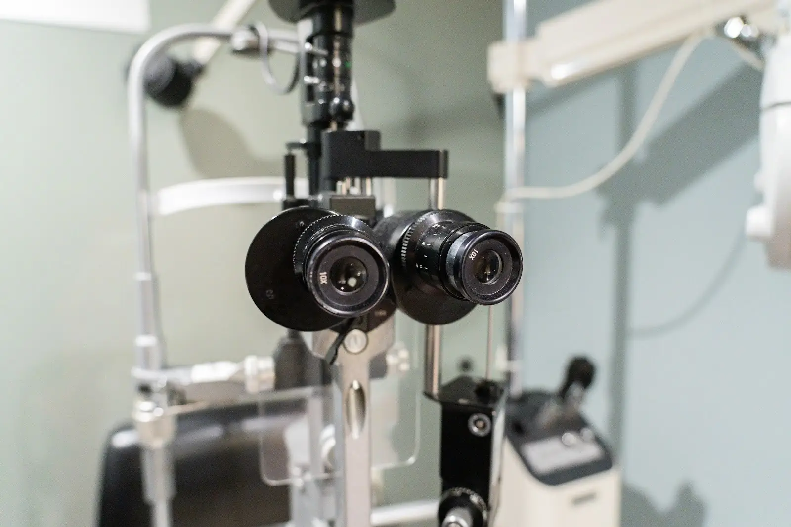 Exam room with slit lamp.