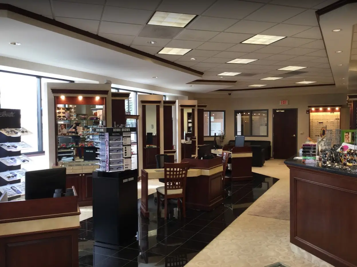 Interior of CustomEyes - Mission