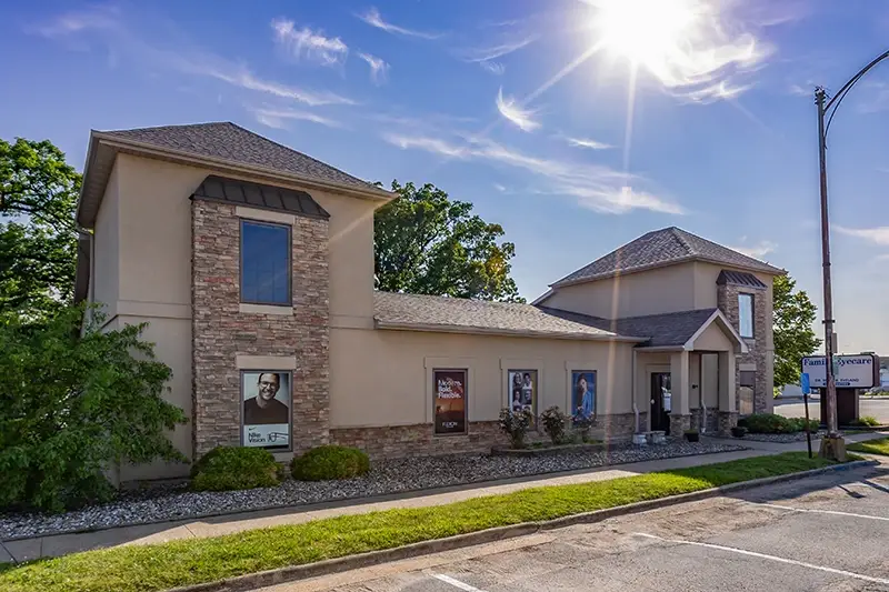 Camdenton Exterior