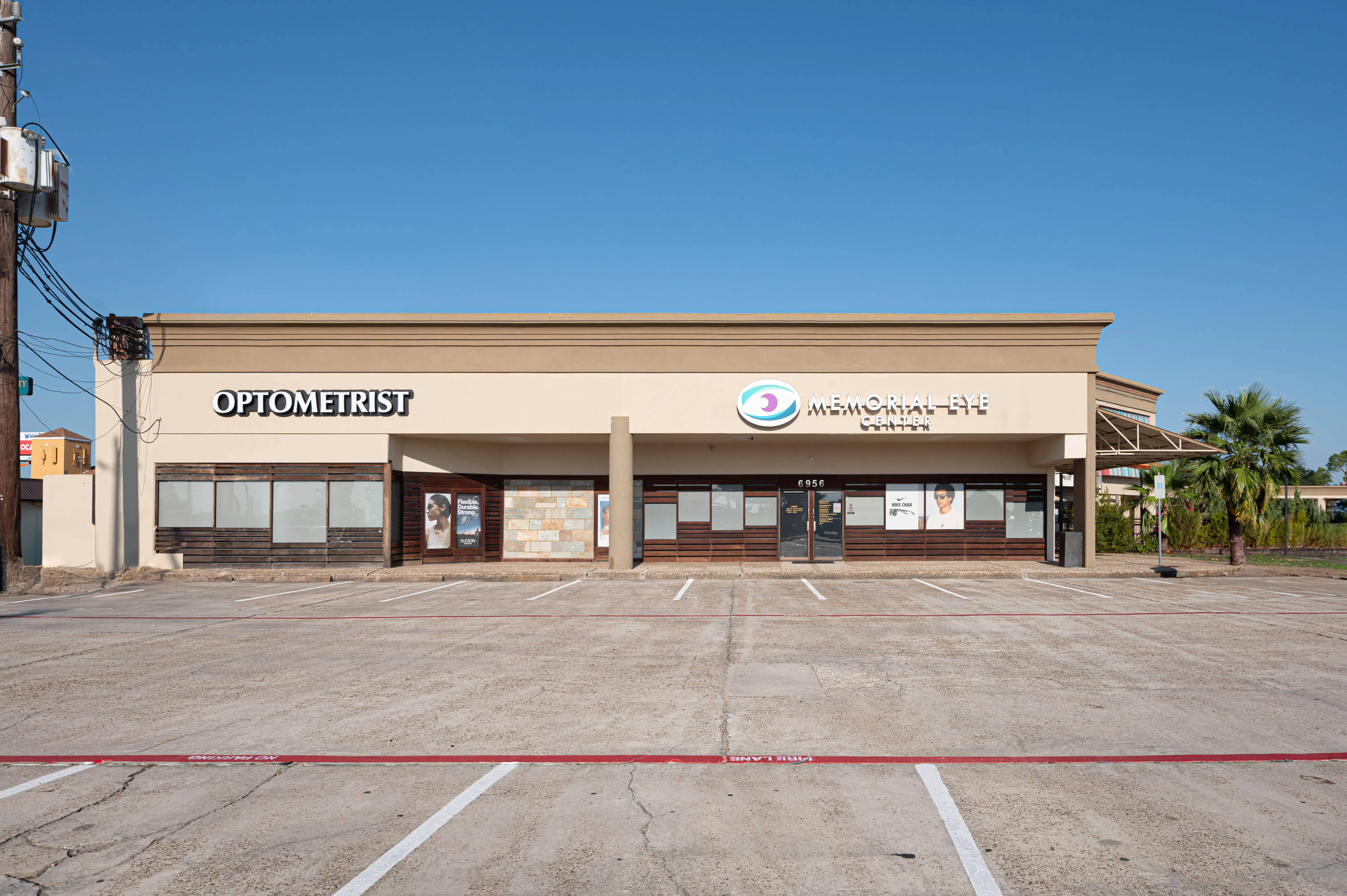 Memorial Eye Center - Garth Rd Baytown office building.