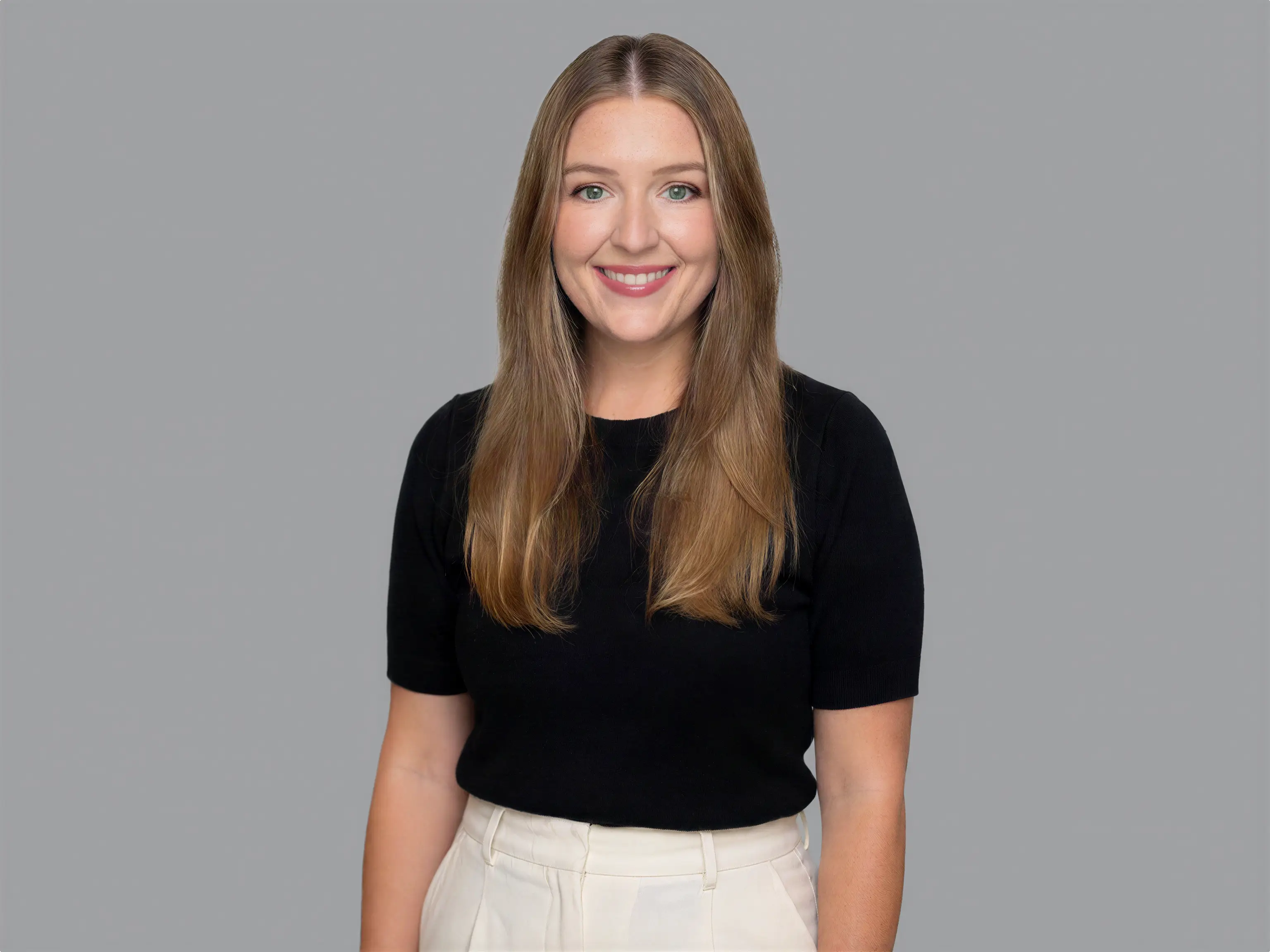 Photograph of Maisie Bess