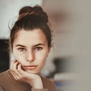brown eyes girl