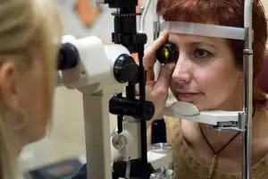 womanandmicroscope3.jpg